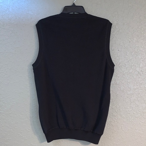 Man’s Vest - Picture 2 of 4